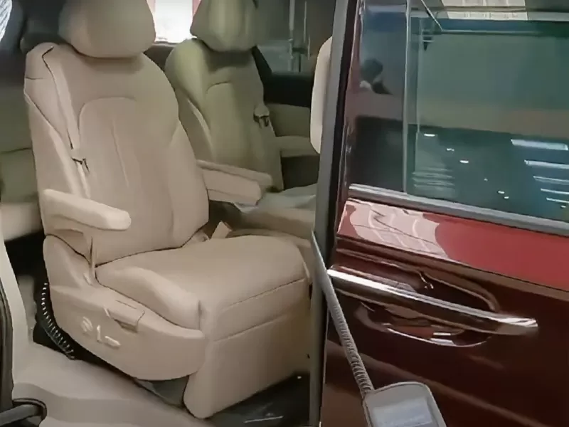 Kursi putar Buick GL8 Avenir ini dimodifikasi Xinder-tech
