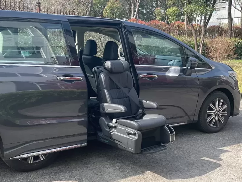 Perlu entri kendaraan yang lebih mudah? Bagaimana kursi putar mobil bisa membantu?