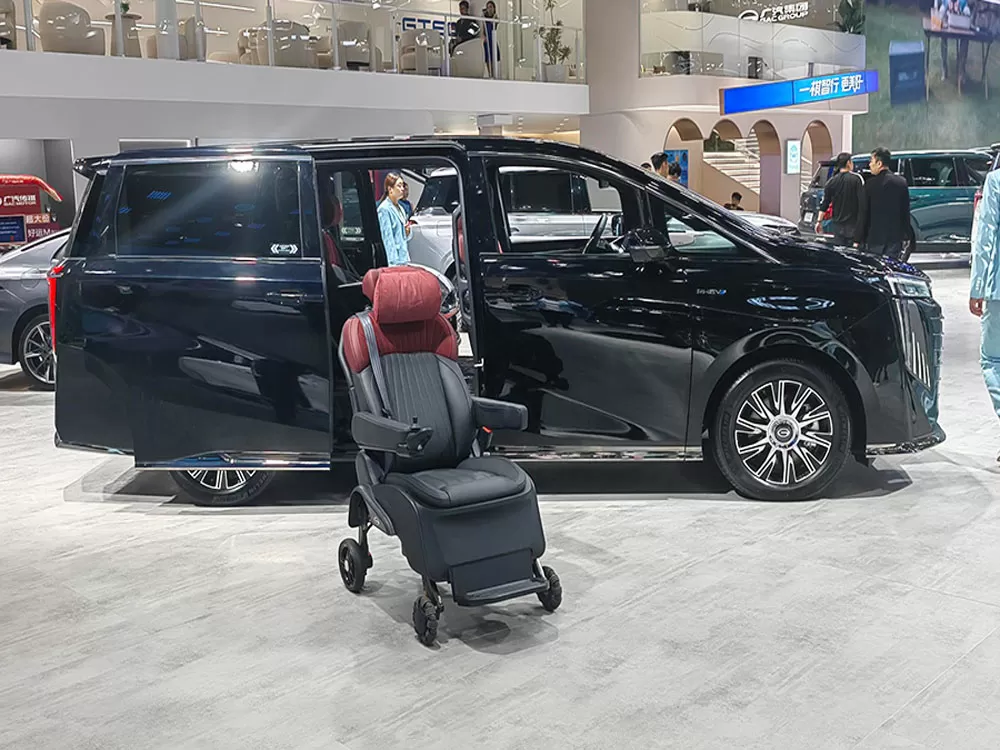 Trumpchi E9 Technology Care Edition devilts at Auto Show Beijing