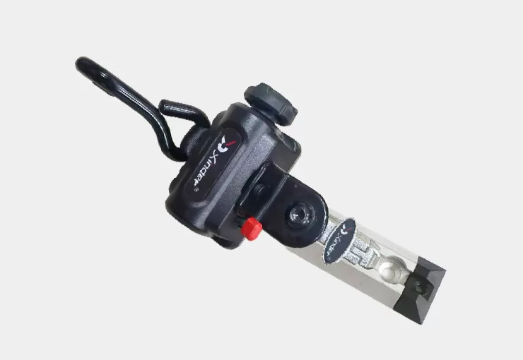 Sistem pengekangan kursi roda X-801-1