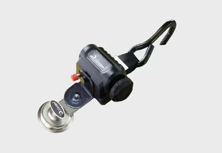 Sistem pengekangan kursi roda X-802-1